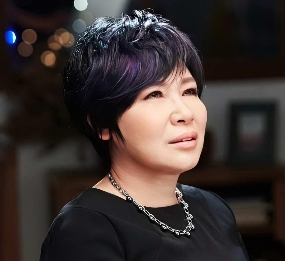 黃小琥.jpg